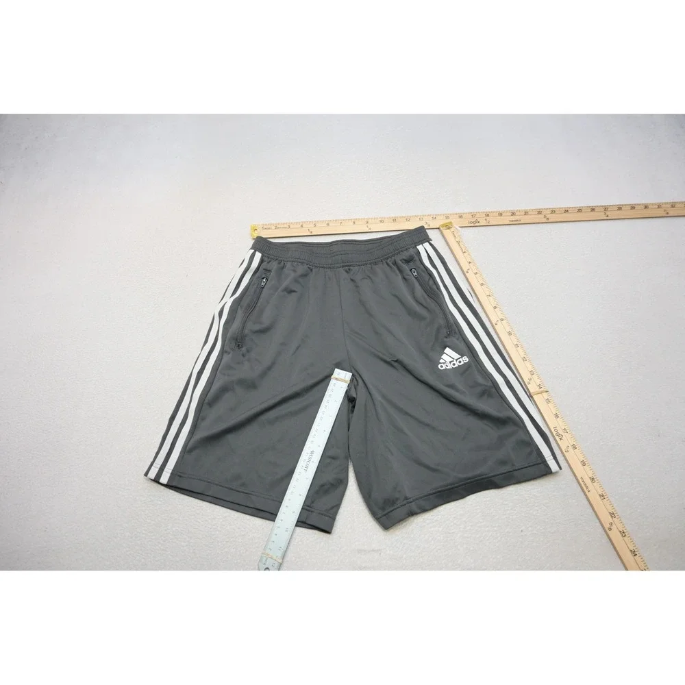 Adidas Athletic Gym Shorts Men Medium Gray Primeblue Aeroready 3-Stripe EUC